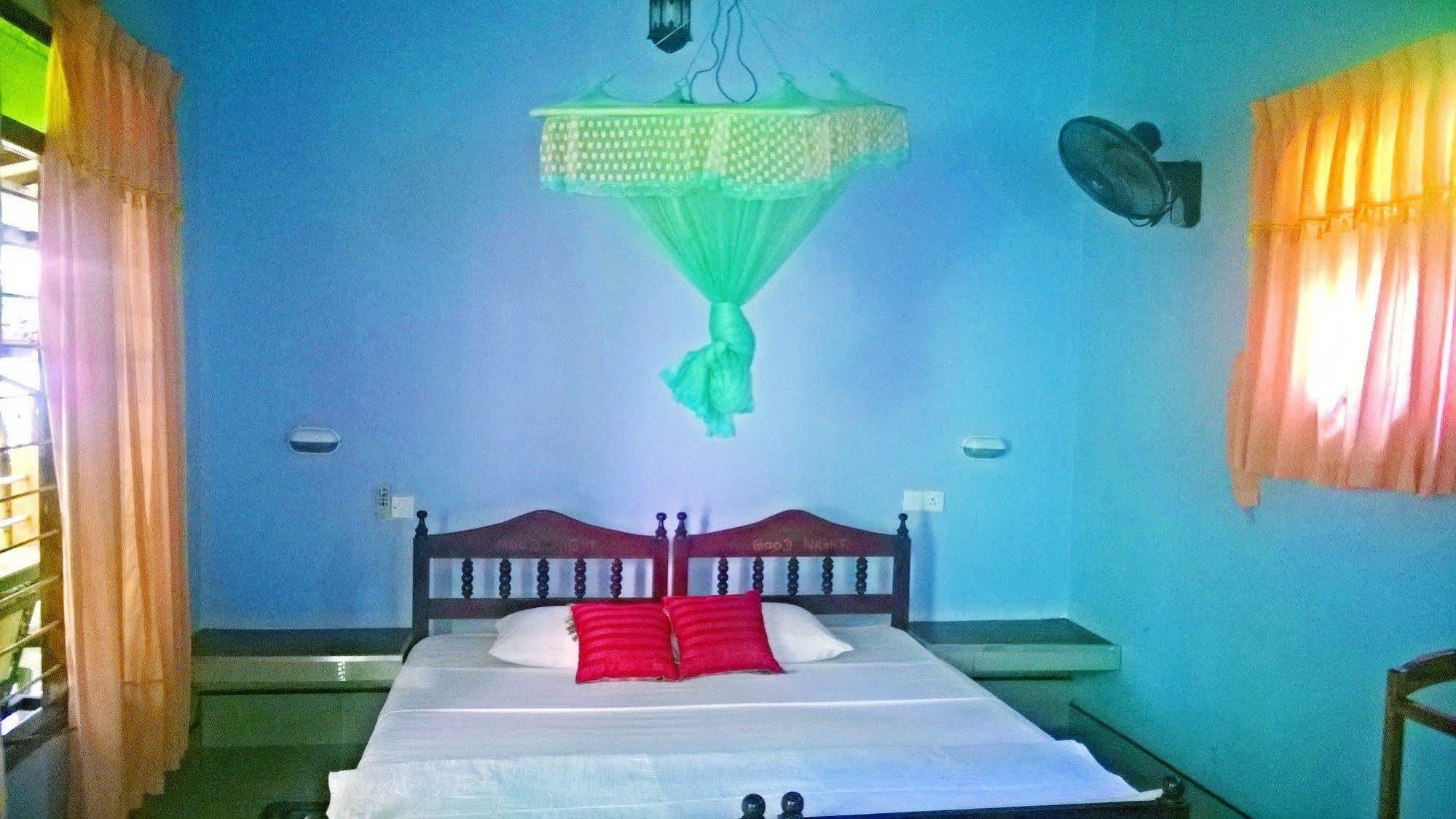 Sigiri Holiday Inn Inamaluwa Buitenkant foto